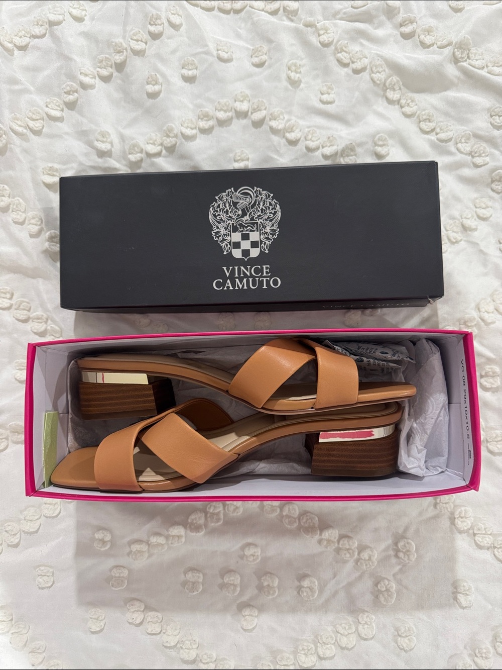 Vince Camuto NWT Tan Leather Crossover Low Block Heel Mules